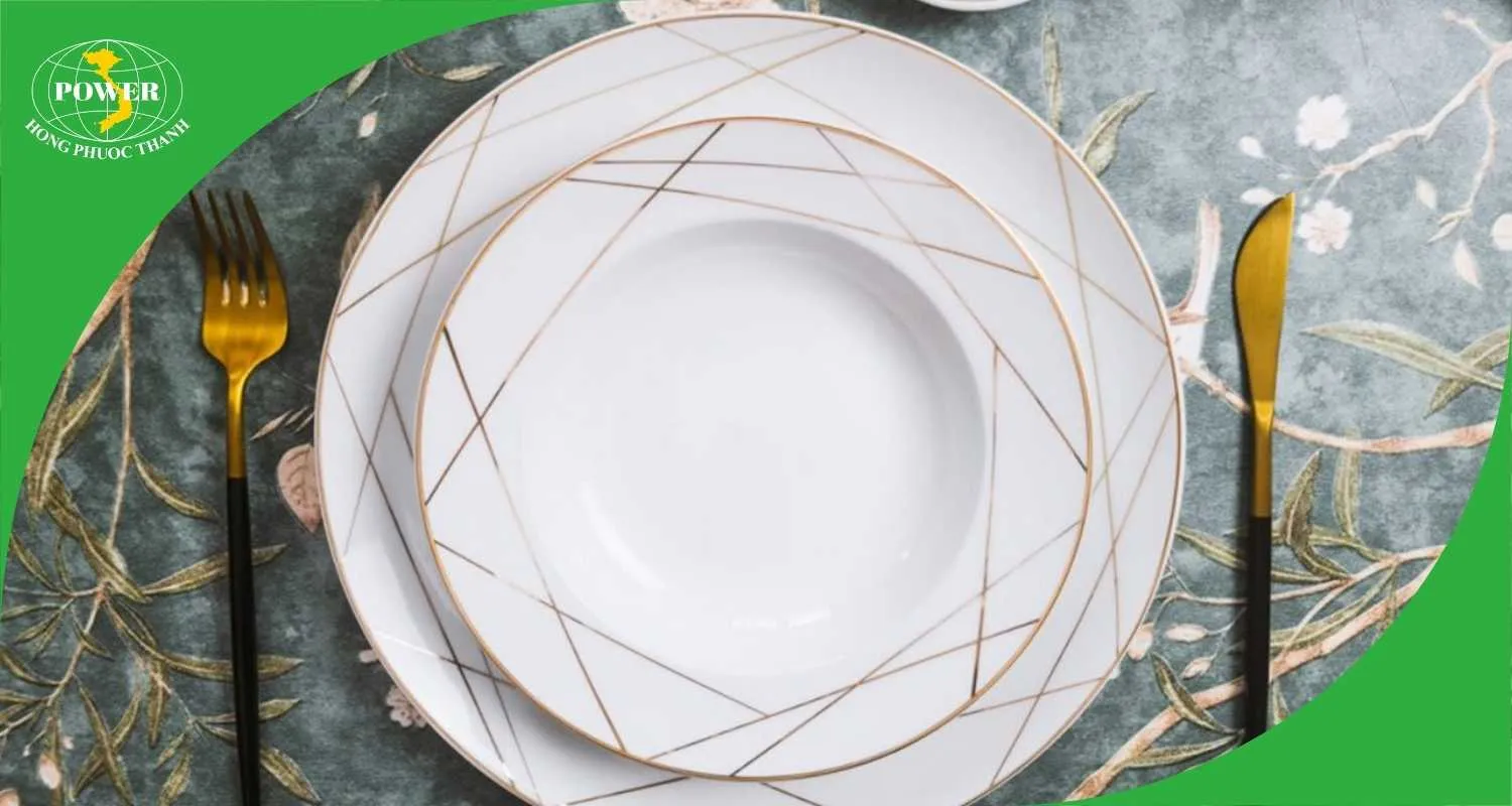 Bộ đĩa có họa tiết dây nhũ